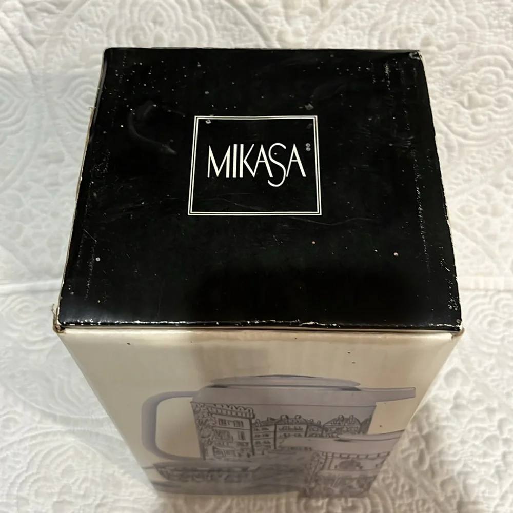 Mikasa Parisian Scenes thermal‎ carafe, new in box